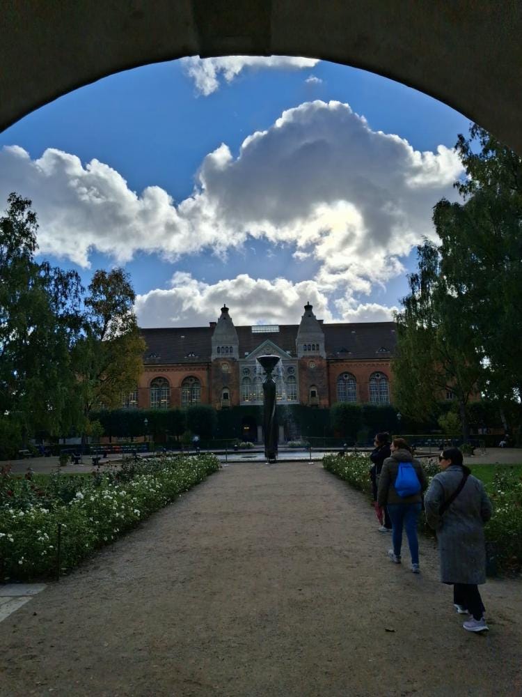Foto 2 di 2