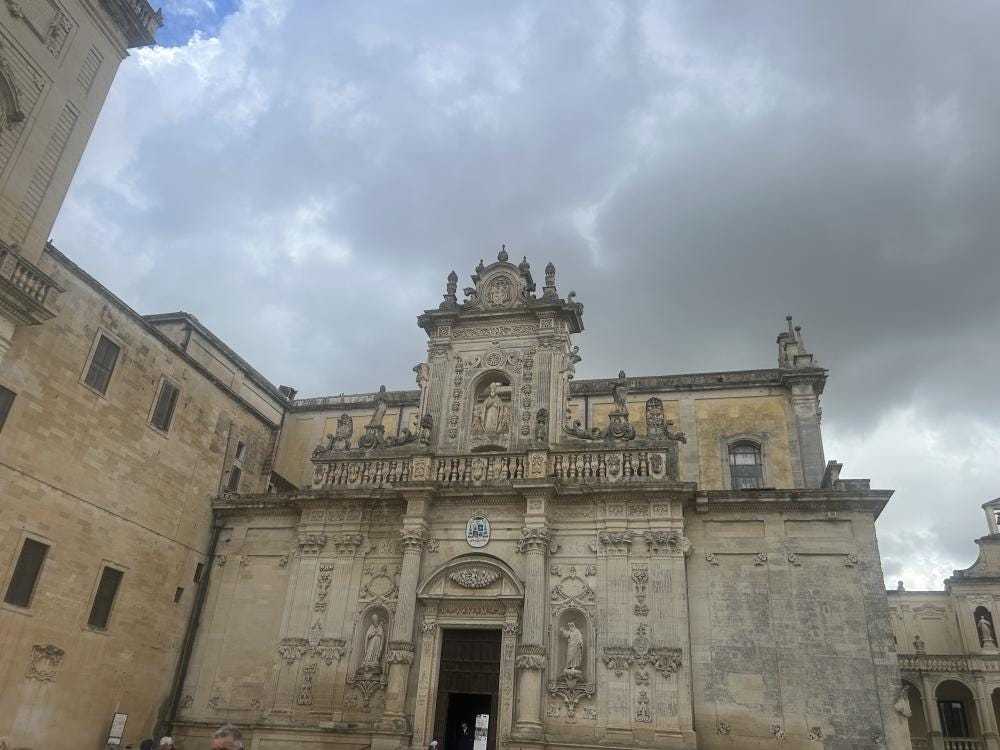 Foto 1 di 4