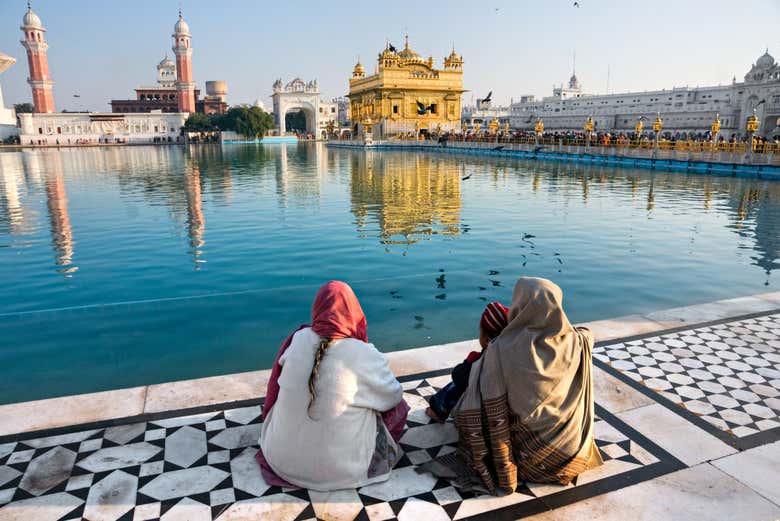 Vistas ao Templo Dourado de Amritsar