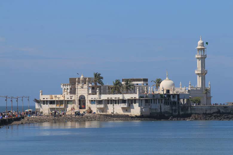 Vista dell'Haji Ali Dargah