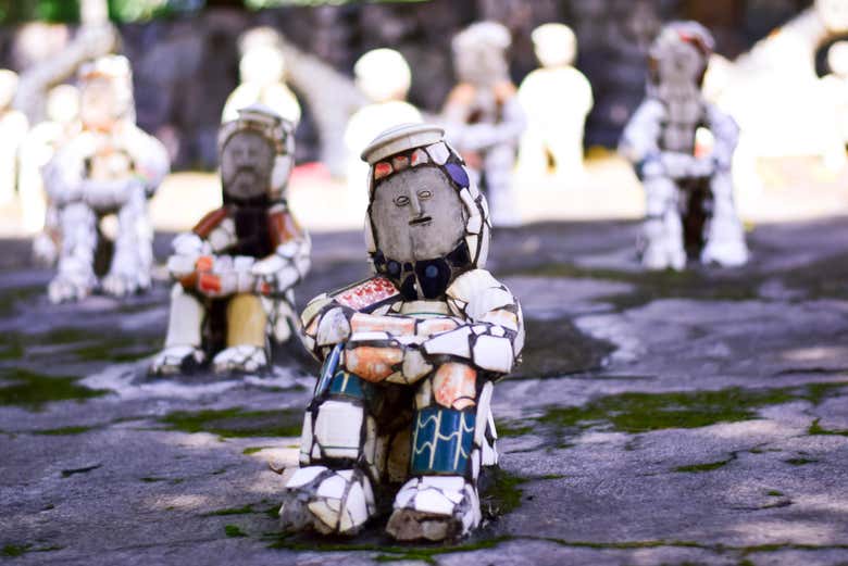Una scultura del Rock Garden realizzata con materiali riciclabil