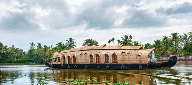 Alleppey Houseboat Private Overnight Tour