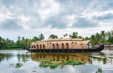 Alleppey Houseboat Private Overnight Tour