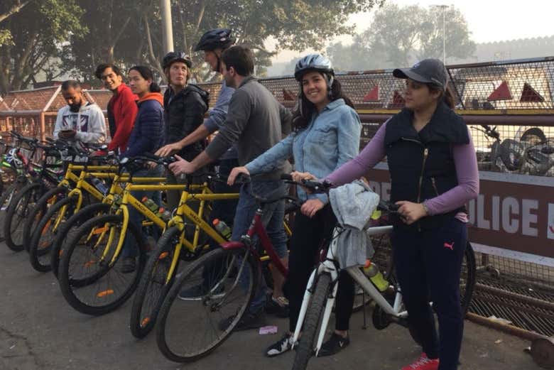 Passeando de bicicleta por Déli