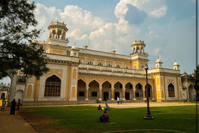 Um dos palácios de Chowmahalla