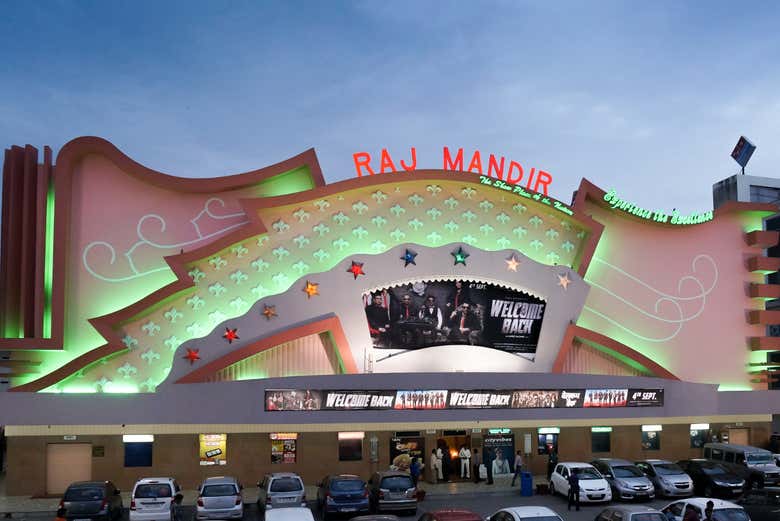 Cine Raj Mandir