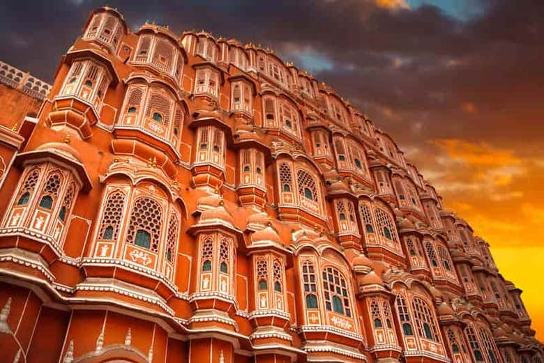 A incrível fachada do Hawa Mahal