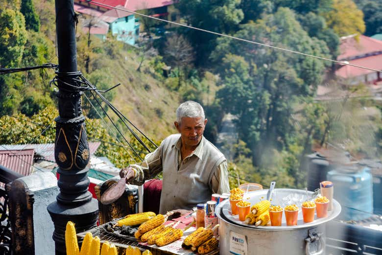 Étals dans les rues de Mussoorie