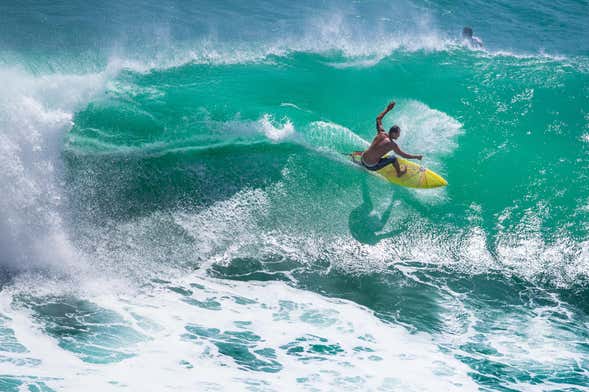 Curso de surf de 3 días + Yoga en Nusa Lembongan