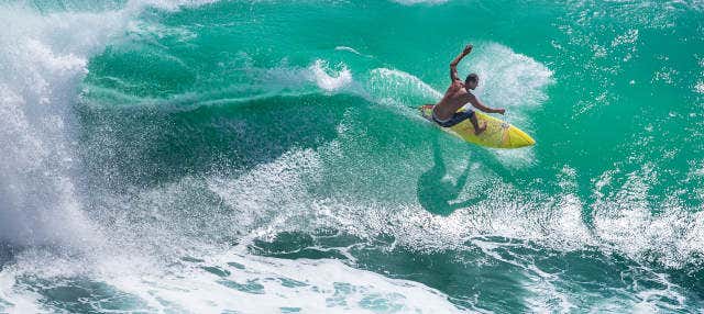 Surf & Yoga Retreat: 3 Days in Nusa Lembongan