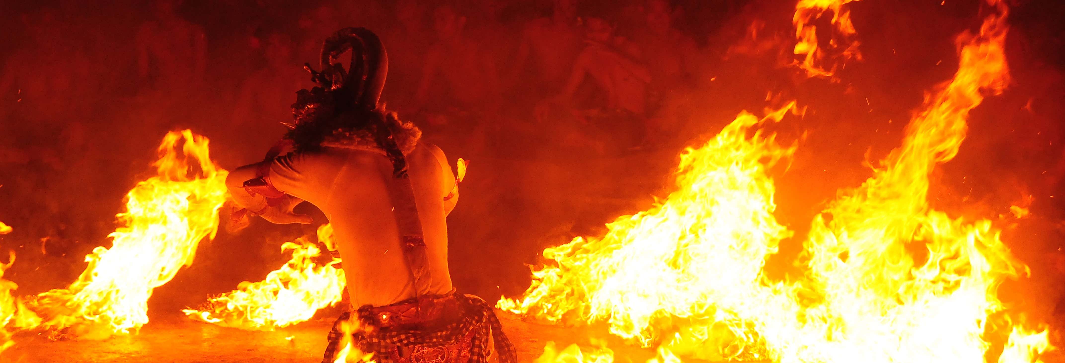 Folclore tradicional en Bali