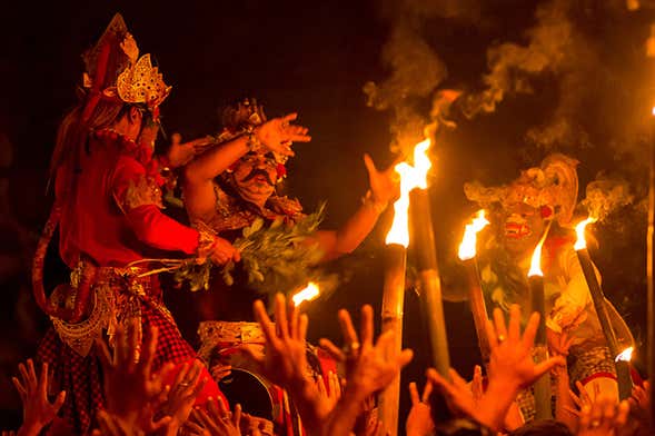 Espectáculo de danza kecak en Ubud