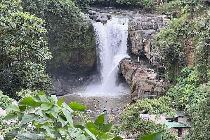 Cascada de Tegenungan