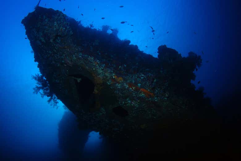 Vista del USS Liberty en Tulamben