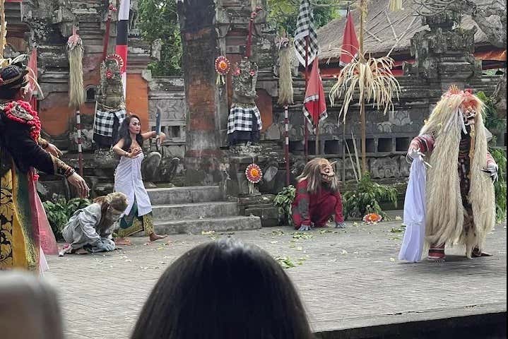 Un espectáculo de máscaras en Ubud