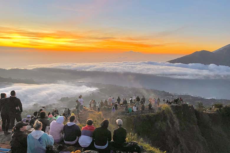 Mont Batur au crépuscule