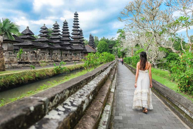Paseando por el templo de Taman Ayun