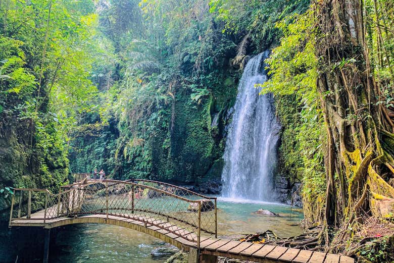 La cascata di Ulu Petanu