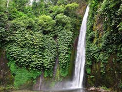 Cascada en el centro de la isla