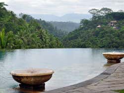 Piscina de un hotel en Ubud