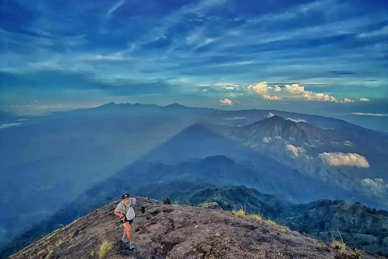 Hike to the top of Mount Agung