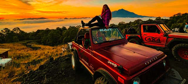 Balade en 4x4 au Mont Batur au lever du soleil