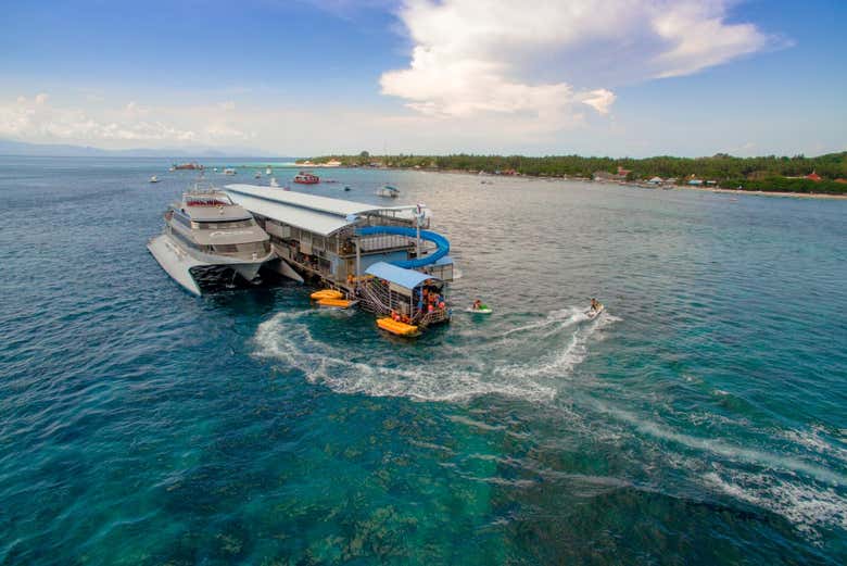Barco em Nusa Penida