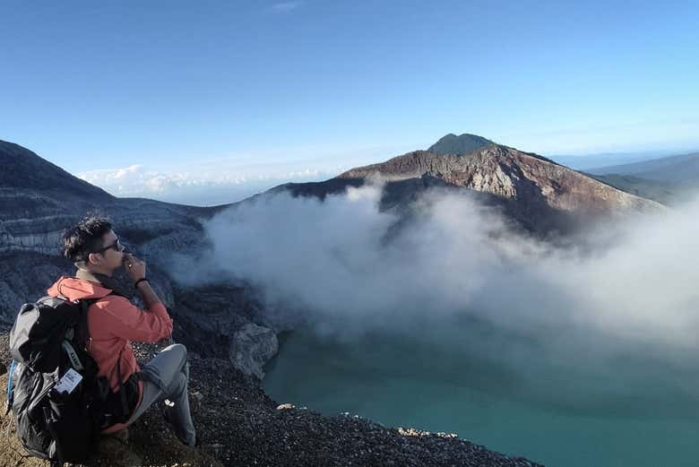 Admirando los paisajes orientales de Java