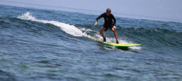 Curso de surfe em Nusa Lembongan