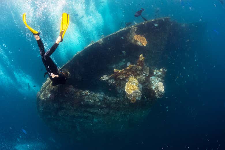 Mergulho em Tulamben com o USS Liberty