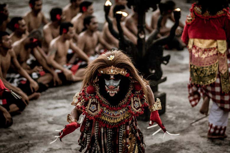 Disfrutando del espectáculo de danza