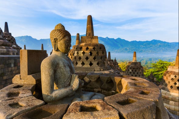 Excursão privada a Borobudur e Meseta Dieng