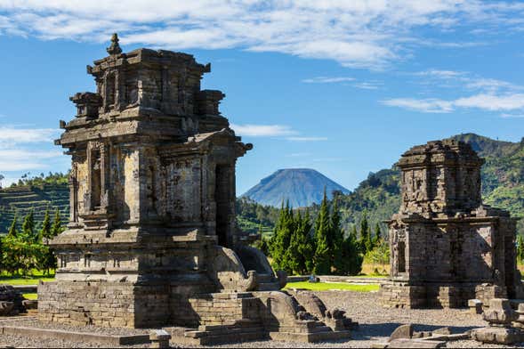 Excursão privada a Borobudur e Meseta Dieng