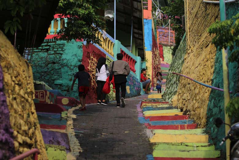 Passeggiando per Kampung Pelangi