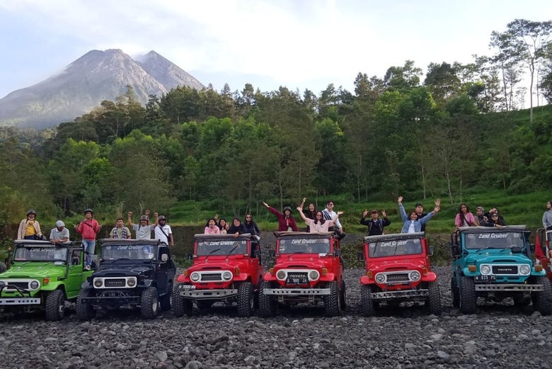 Disfrutando de la excursión al volcán Merapi