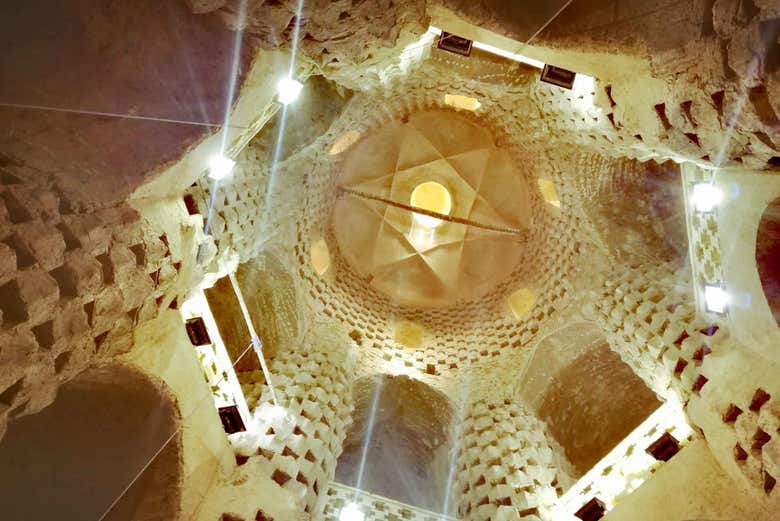 Dentro da Pidegon Tower