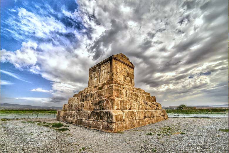 Visitaremos Pasargada