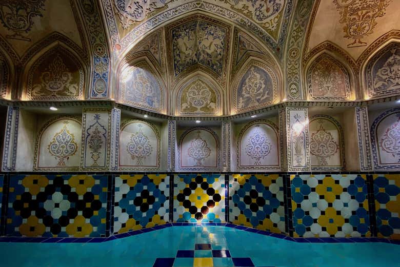 Explorando el Hammam del Sultán Amir Ahmad