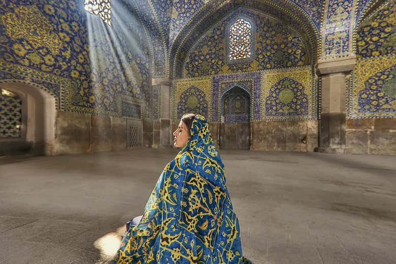 Visitando la mezquita del Shah