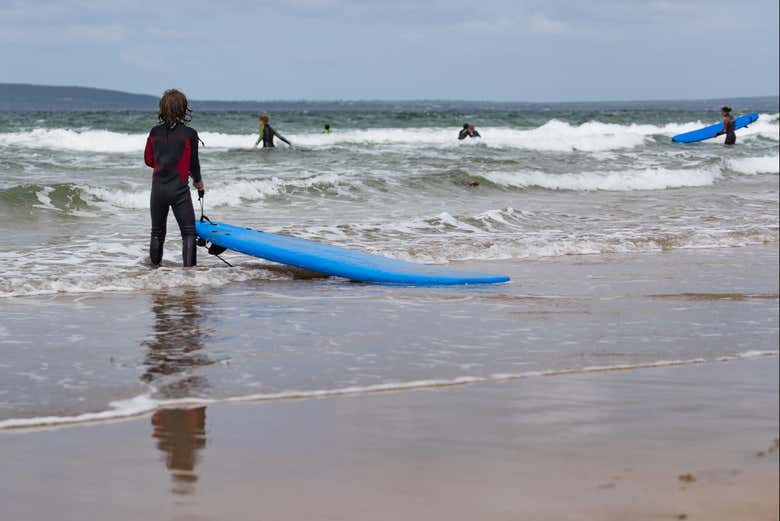 Learning how to surf in Connemara