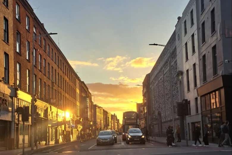 Pasearemos por las calles de Cork al atardecer
