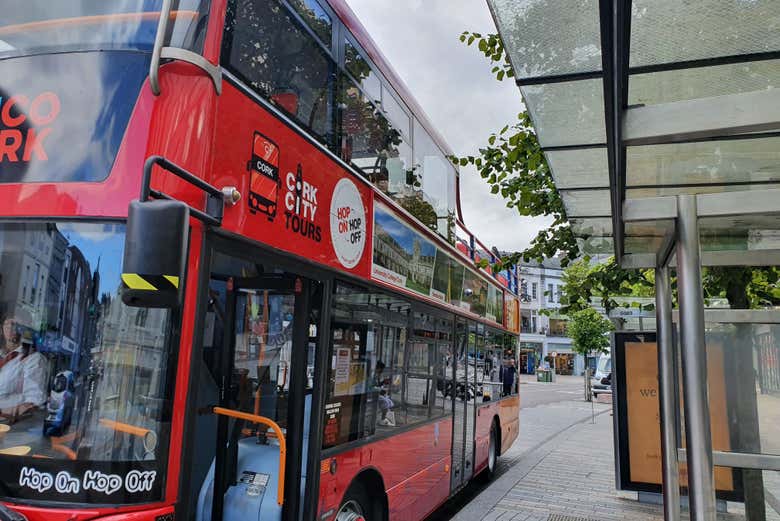 Le bus à l'un des arrêts