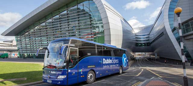 Autobús entre el aeropuerto y Dublín