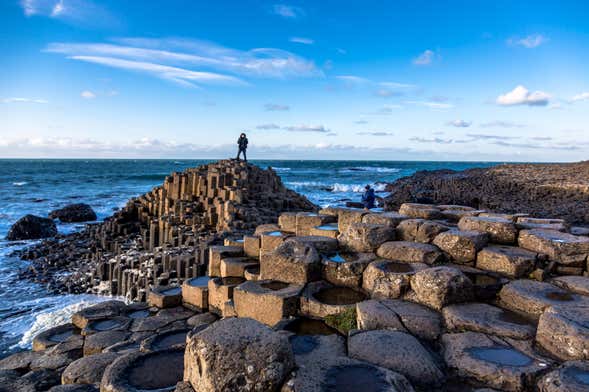 Excursion à la Chaussée des Géants, au château de Dunluce et à Belfast