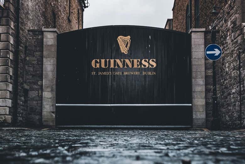 Entrada a la Guinness Storehouse