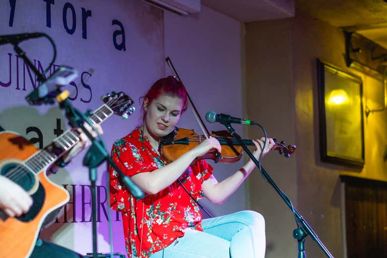 Música ao vivo no pub