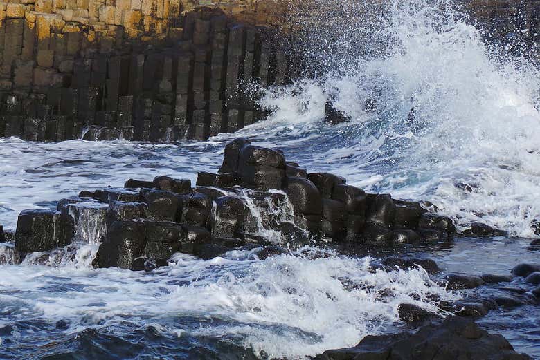 A força do mar na Calçada do Gigante