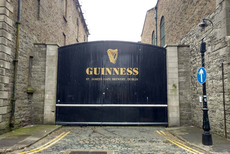 Entrada a la Guinness Storehouse