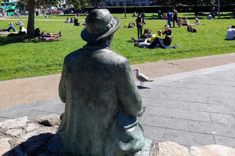 The Pádraic Ó Conaire Statue
