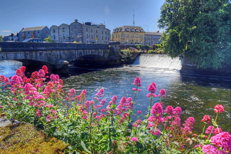 Walk along the beautiful Corrib River